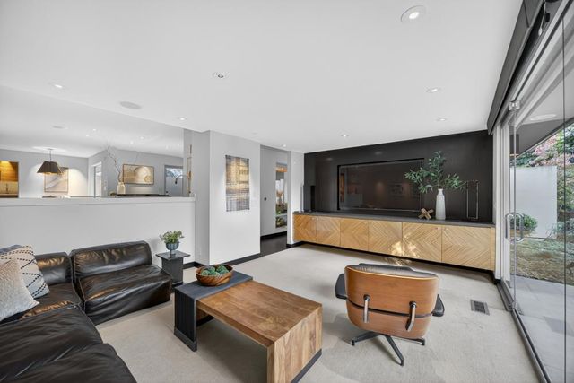 3636 Fair Oaks Blvd, Sacramento, CA 95864