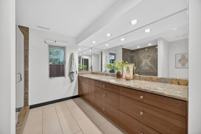 3636 Fair Oaks Blvd, Sacramento, CA 95864