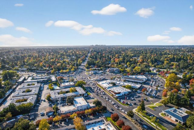 3636 Fair Oaks Blvd, Sacramento, CA 95864