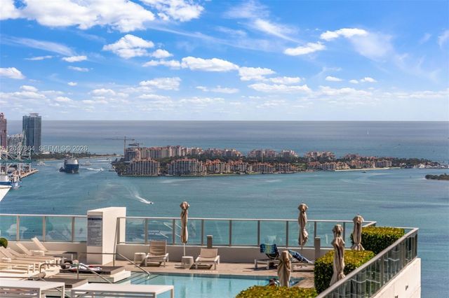 1000 Brickell Plz PH5203, Miami, FL 33131