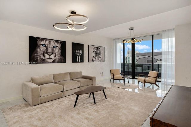 1000 Brickell Plz PH5203, Miami, FL 33131