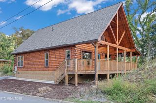 2112 Eagle Feather Drive, Sevierville, TN 37876
