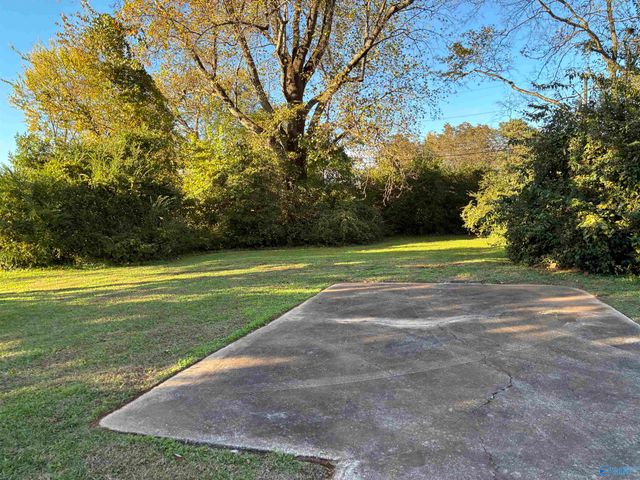 4411 Lakeview Drive NW, Huntsville, AL 35810