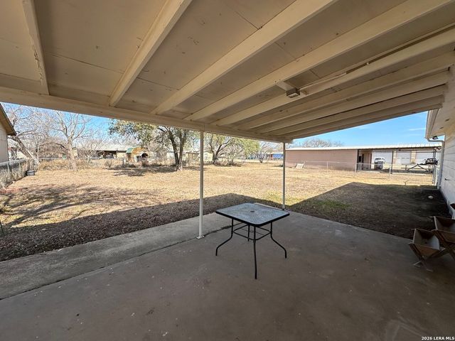 715 Walnut, Jourdanton, TX 78026