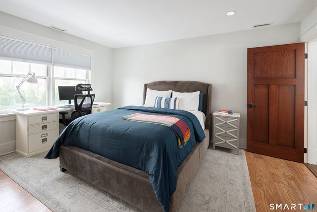 107 Parade Hill Road, New Canaan, CT 06840