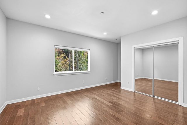 6188 Oakdale Avenue, Oakland, CA 94605