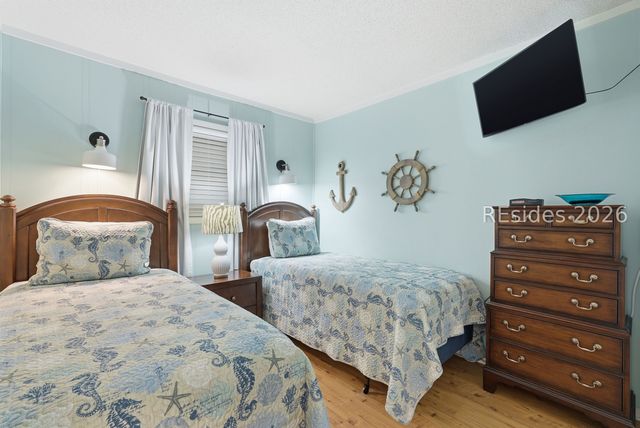 40 Folly Field Road 231, Hilton Head Island, SC 29928