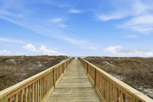 40 Folly Field Road 231, Hilton Head Island, SC 29928