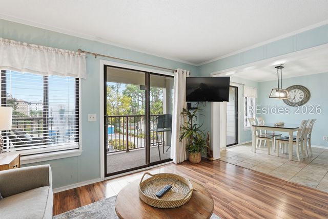 40 Folly Field Road 231, Hilton Head Island, SC 29928