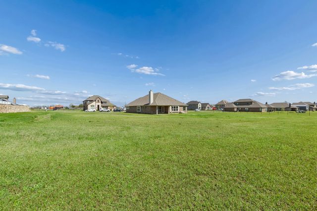 708 Olivia Lane, Collinsville, TX 76233