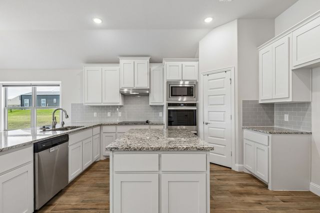 708 Olivia Lane, Collinsville, TX 76233