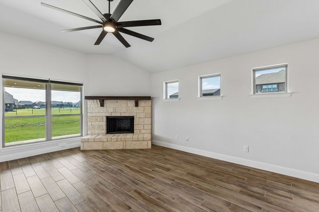 708 Olivia Lane, Collinsville, TX 76233