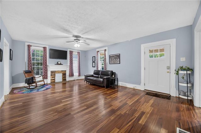171 NE Broad Street, Fairburn, GA 30213