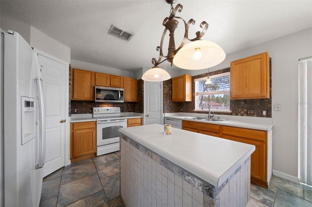 17 FIR DRIVE TRACE, Ocala, FL 34472