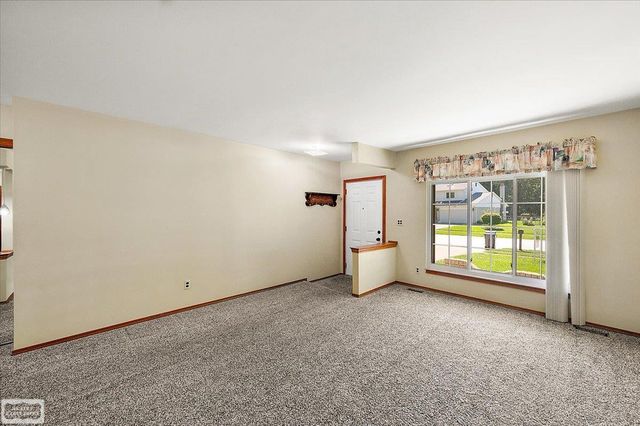 5075 Caraway Drive, Sterling Heights, MI 48314