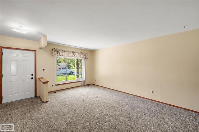 5075 Caraway Drive, Sterling Heights, MI 48314