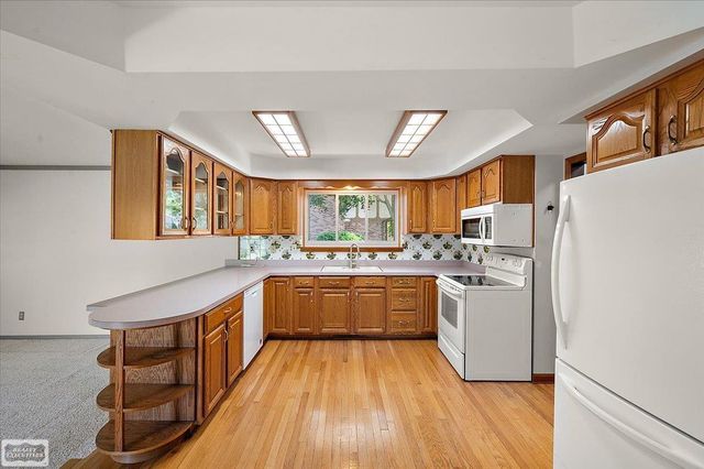 5075 Caraway Drive, Sterling Heights, MI 48314