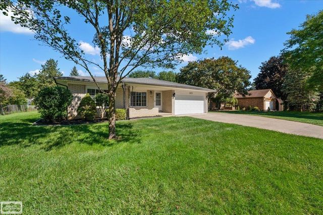 5075 Caraway Drive, Sterling Heights, MI 48314