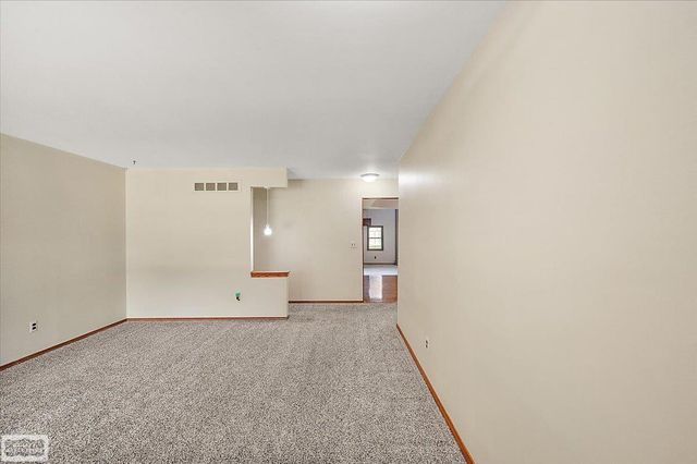 5075 Caraway Drive, Sterling Heights, MI 48314
