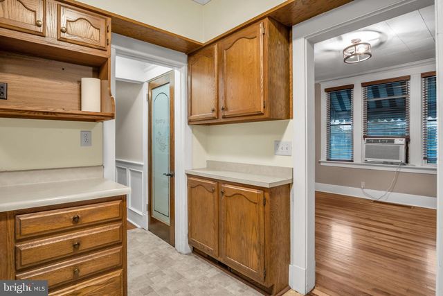 32 W WILLOW ST, Carlisle, PA 17013