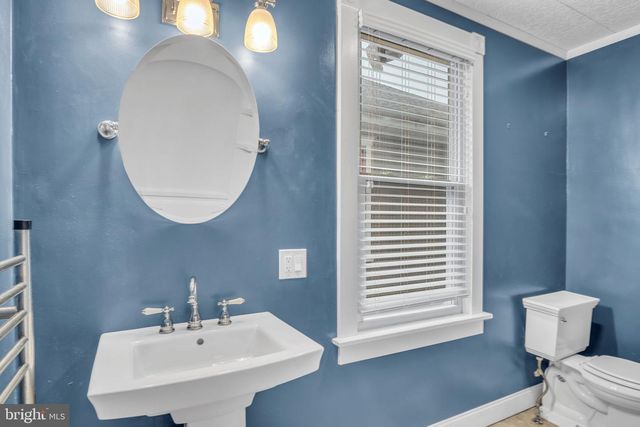 32 W WILLOW ST, Carlisle, PA 17013