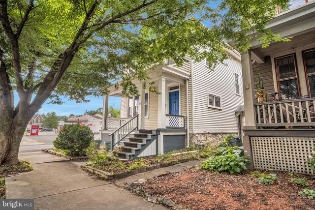 32 W WILLOW ST, Carlisle, PA 17013