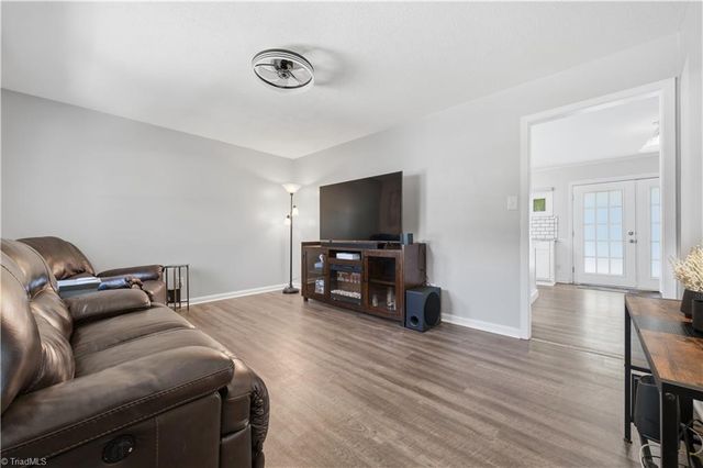 172 Stratford Road, Lexington, NC 27292