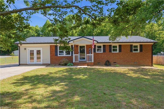 172 Stratford Road, Lexington, NC 27292