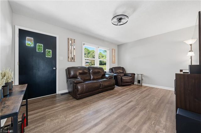 172 Stratford Road, Lexington, NC 27292