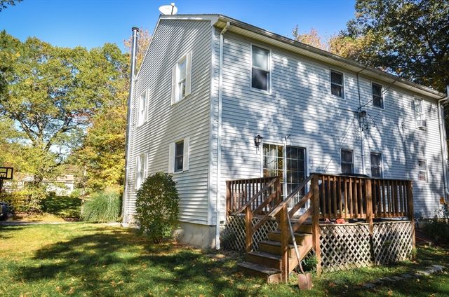 52 Stockton St A, Boylston, MA 01505