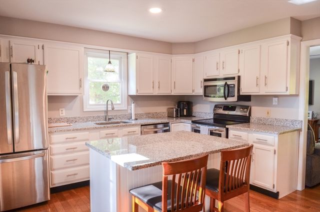 52 Stockton St A, Boylston, MA 01505