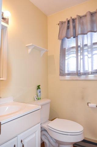 52 Stockton St A, Boylston, MA 01505