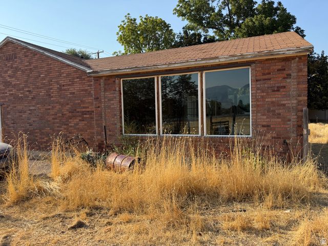 496 N 300 W, Mapleton, UT 84664