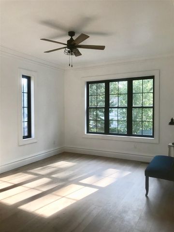 3306 Indianview Drive, Waterford, MI 48329