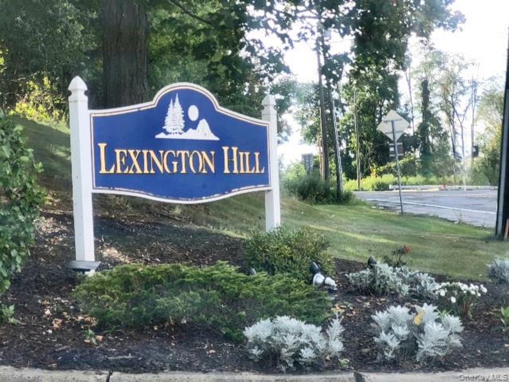 26 Lexington Hill 1, Harriman, NY 10926