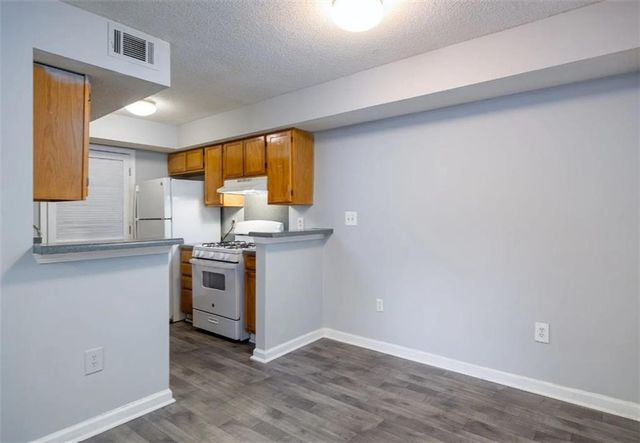 825 Hank Aaron Drive SW, Atlanta, GA 30315