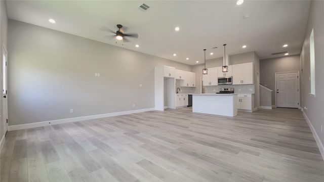 765 Enterprise B Street B, Houston, TX 77088