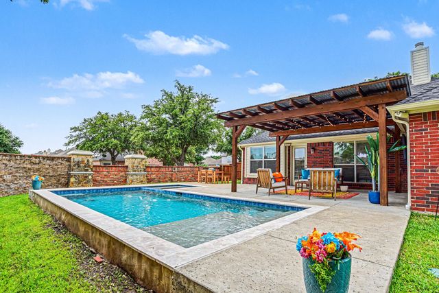 301 Cave River Drive, Murphy, TX 75094