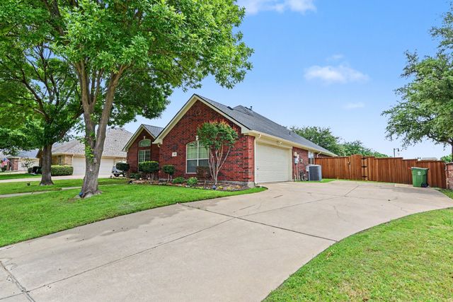 301 Cave River Drive, Murphy, TX 75094