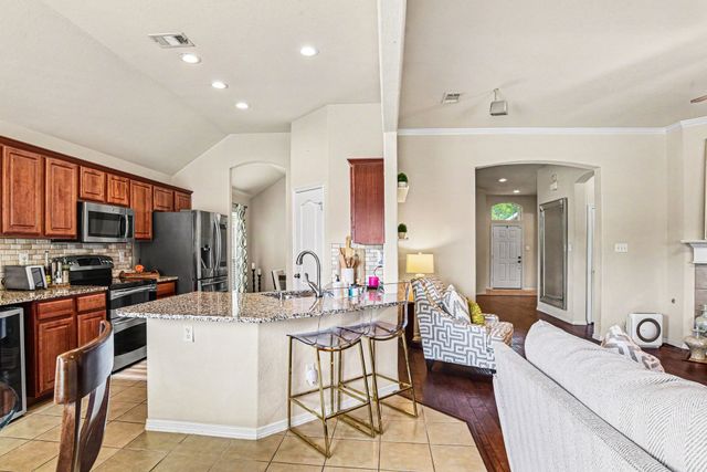 301 Cave River Drive, Murphy, TX 75094