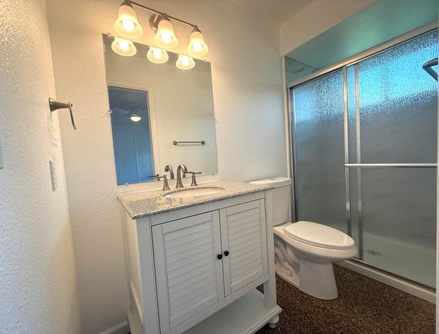 1093 Raymond Road, Hanford, CA 93230