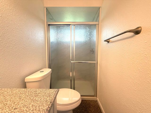 1093 Raymond Road, Hanford, CA 93230