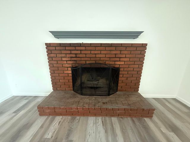 1093 Raymond Road, Hanford, CA 93230