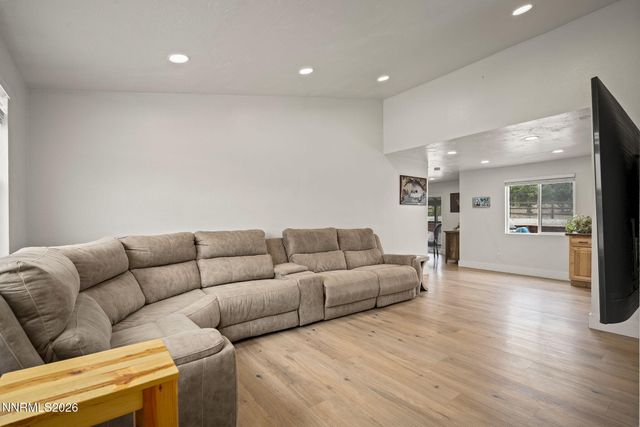 2424 Cartwright Road, Reno, NV 89521