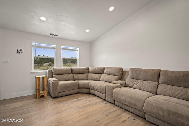 2424 Cartwright Road, Reno, NV 89521