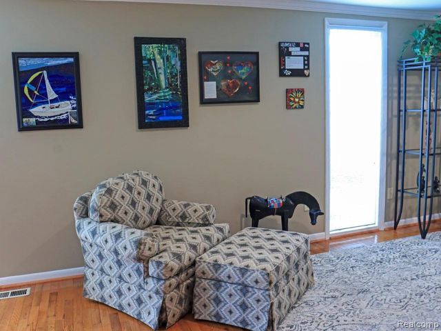 311 S Clinton Street, Stockbridge, MI 49285