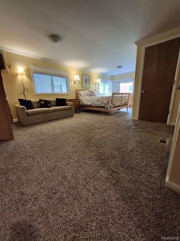 311 S Clinton Street, Stockbridge, MI 49285