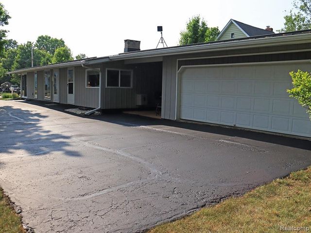 311 S Clinton Street, Stockbridge, MI 49285