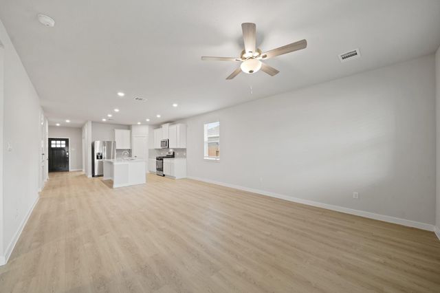 2407 16th Street, Bay City, TX 77414
