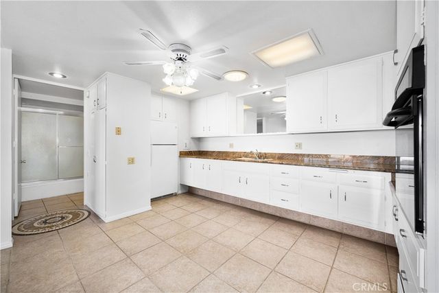 13211 St Andrews Drive 155K, Seal Beach, CA 90740